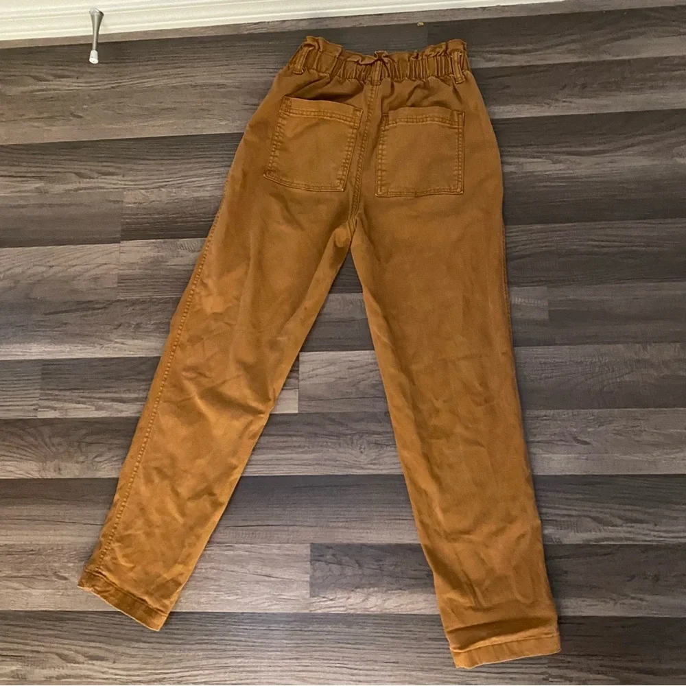 Stylish Brown High-Waisted Pants - Picture 5 of 7